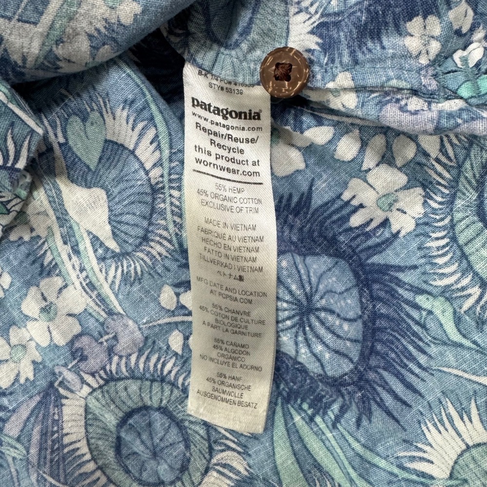 Patagonia Back Step Shirt Hawaiian Short Sleeve Button Up Blue Floral AOP Mens M - Picture 13 of 15